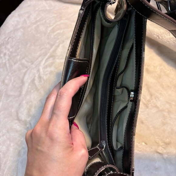 Nine & Co. Shoulder Bag Brown Tan Geometric Silver-Tone Hardware Classic - Picture 12 of 16